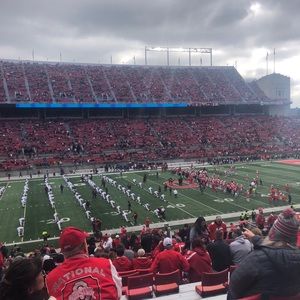 Meet your Posher, Max